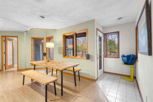828 Tamarack Way, Verona, WI 53593