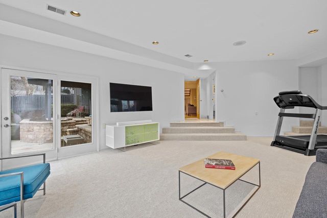828 Tamarack Way, Verona, WI 53593