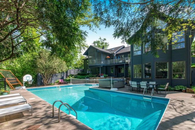 828 Tamarack Way, Verona, WI 53593