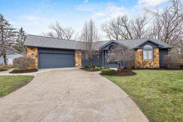 828 Tamarack Way, Verona, WI 53593