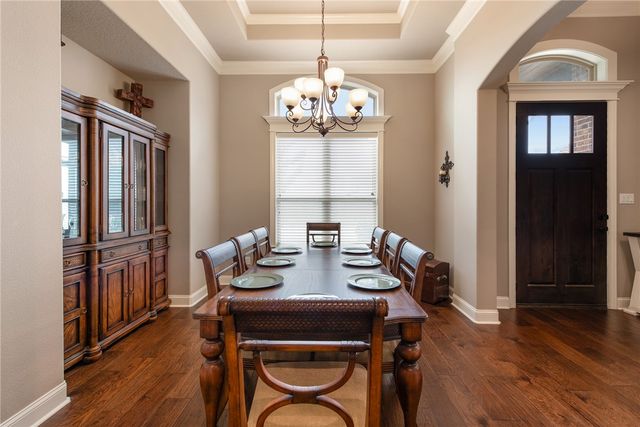 4605 River Valley Drive, Bryan, TX 77808