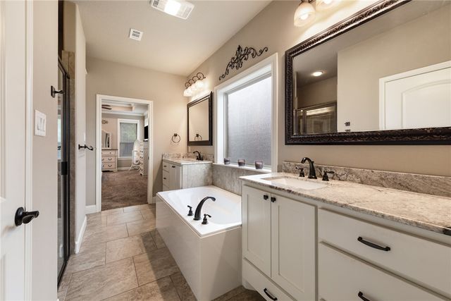 4605 River Valley Drive, Bryan, TX 77808