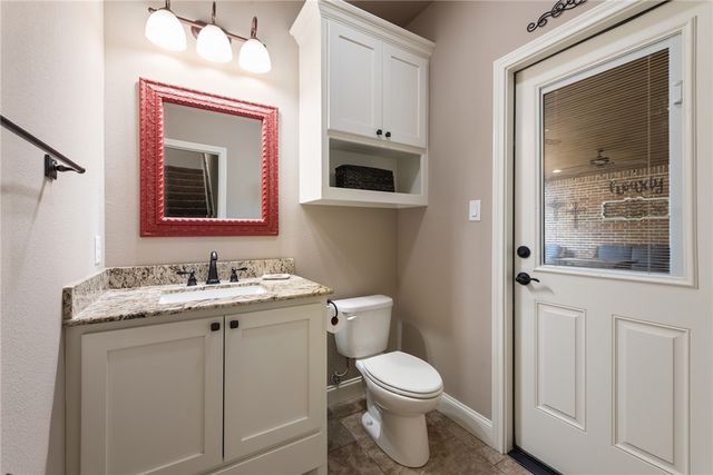 4605 River Valley Drive, Bryan, TX 77808