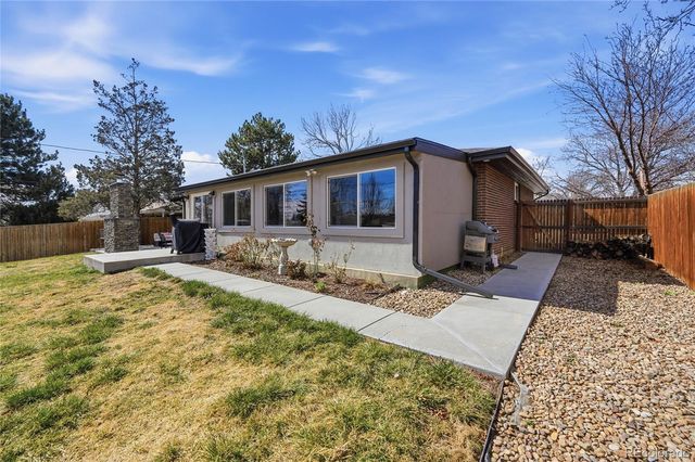 8488 Ames Street, Arvada, CO 80003