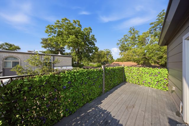 102 Vassar Ln Apt 1, San Antonio, TX 78212