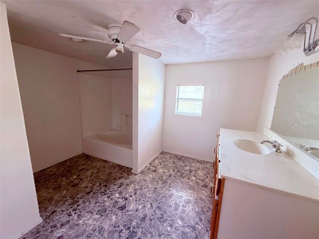 200 E Myrtle Street, Winnsboro, TX 75494