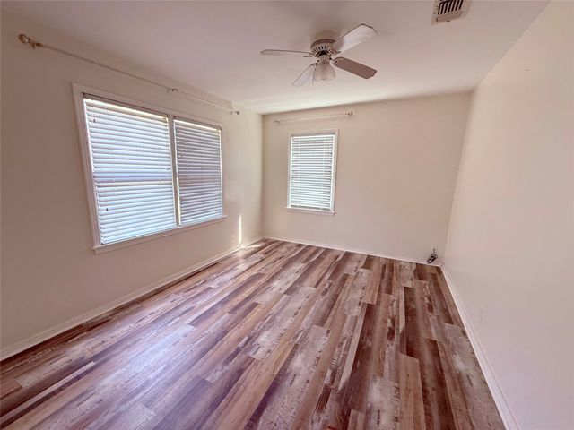 200 E Myrtle Street, Winnsboro, TX 75494