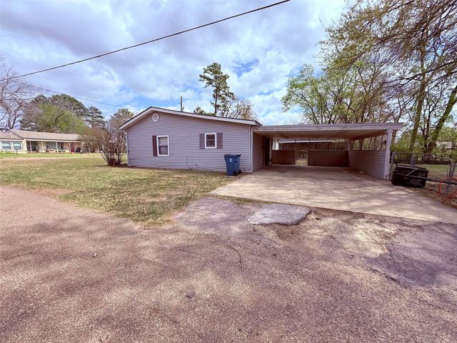 200 E Myrtle Street, Winnsboro, TX 75494