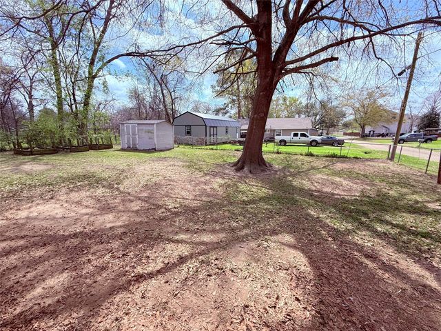 200 E Myrtle Street, Winnsboro, TX 75494