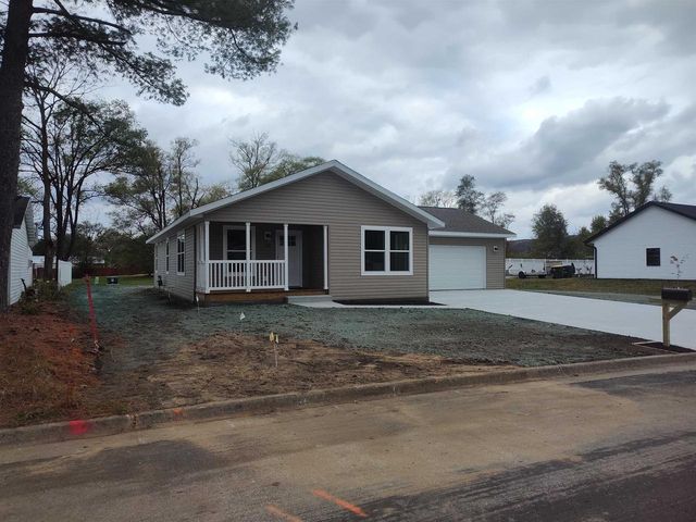 137 Pine Circle Pine Circle Drive Street, Boscobel, WI 53805