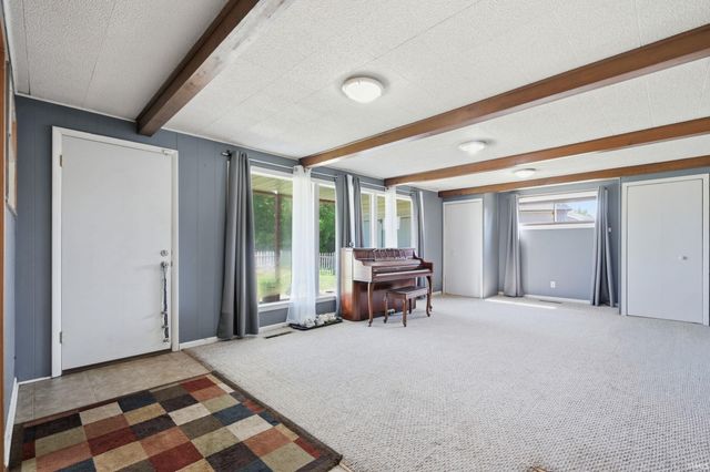 1700 W Water Street, Hartford City, IN 47348