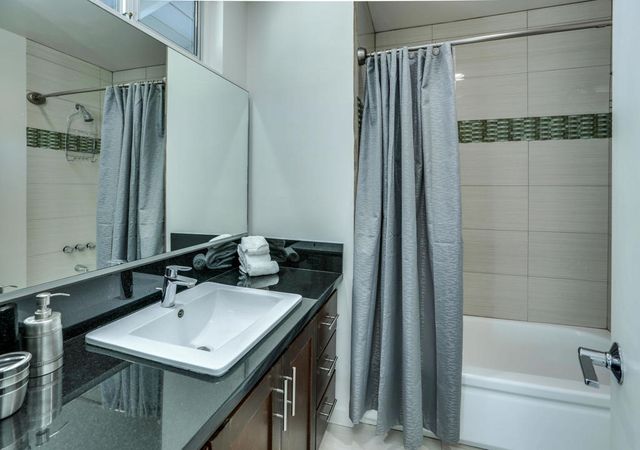 490 E Molino Road, Palm Springs, CA 92262