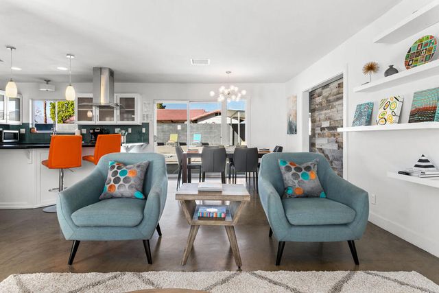 490 E Molino Road, Palm Springs, CA 92262