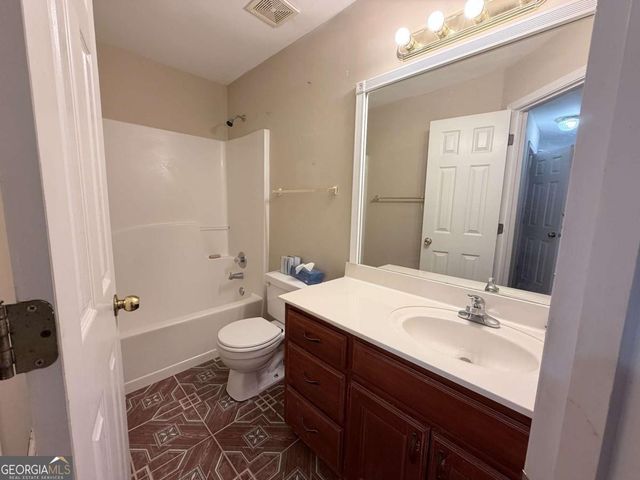 3715 Millers Pond Way, Snellville, GA 30039