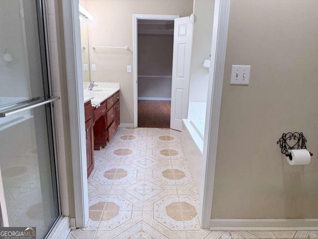 3715 Millers Pond Way, Snellville, GA 30039