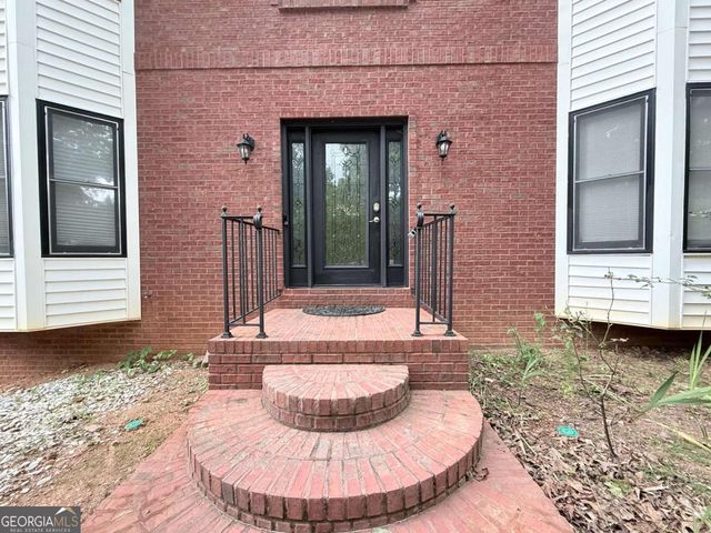 3715 Millers Pond Way, Snellville, GA 30039