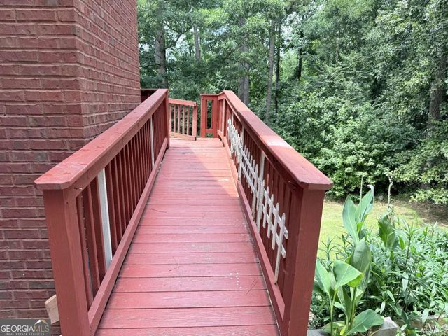3715 Millers Pond Way, Snellville, GA 30039