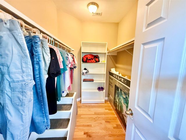 670 Woodland DR, Driftwood, TX 78619