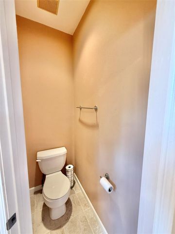 670 Woodland DR, Driftwood, TX 78619