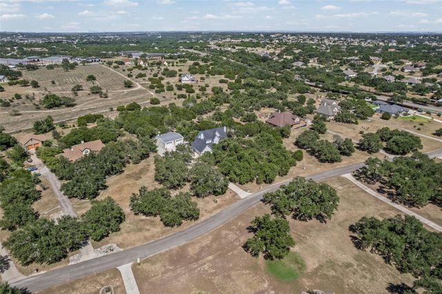 670 Woodland DR, Driftwood, TX 78619