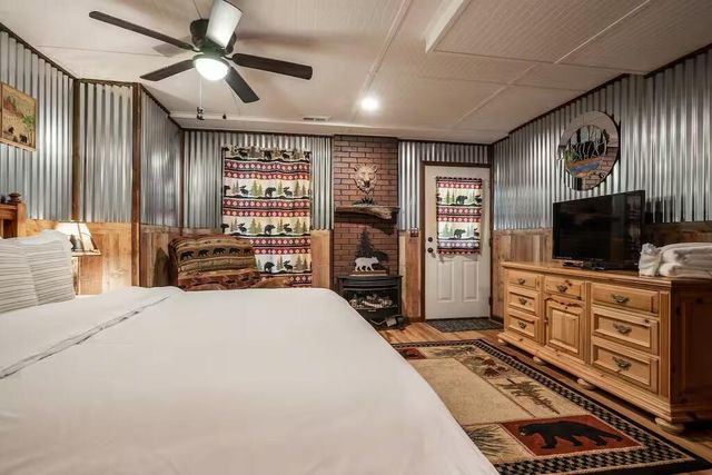 808 Villa Drive, Ellijay, GA 30540