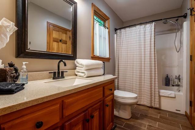 808 Villa Drive, Ellijay, GA 30540