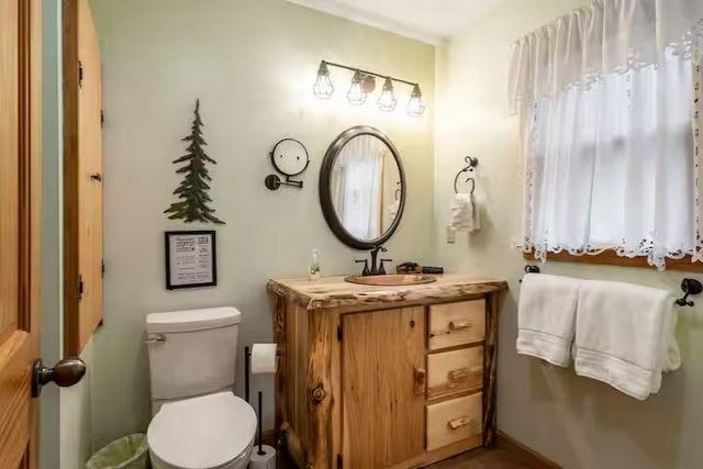 808 Villa Drive, Ellijay, GA 30540