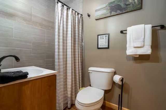 808 Villa Drive, Ellijay, GA 30540