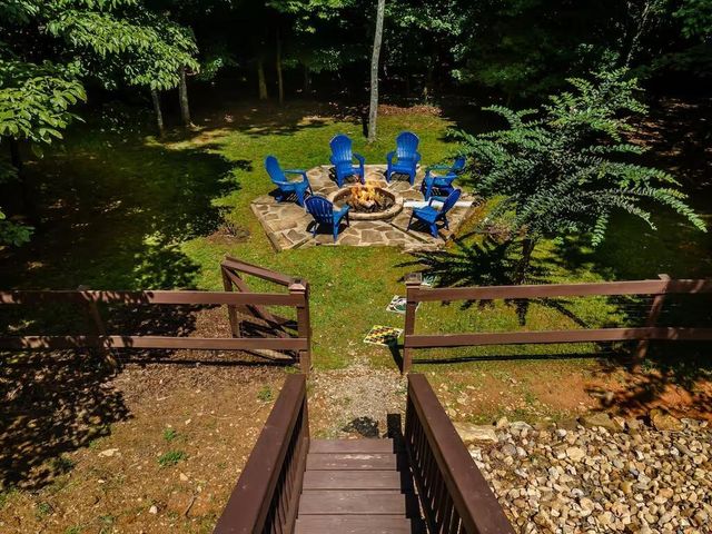 808 Villa Drive, Ellijay, GA 30540