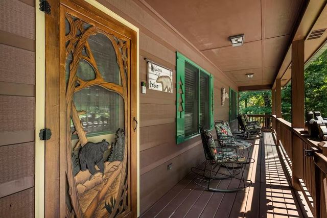 808 Villa Drive, Ellijay, GA 30540