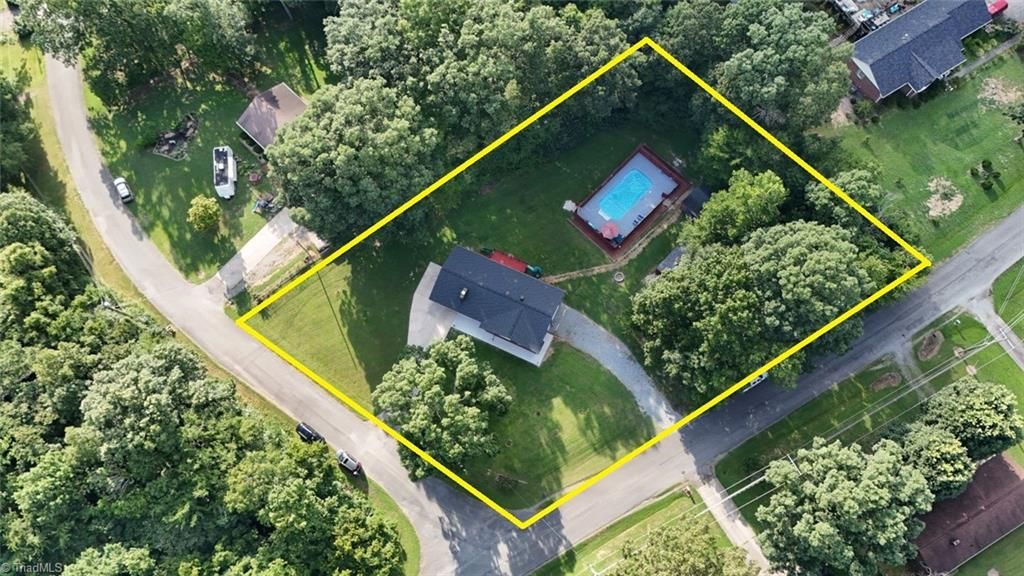 410 Queens Drive, Lexington, NC 27292
