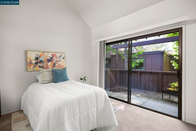833 Camelback Pl, Pleasant Hill, CA 94523