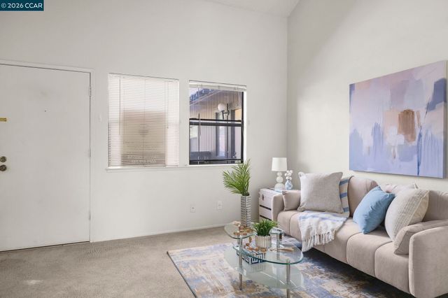 833 Camelback Pl, Pleasant Hill, CA 94523