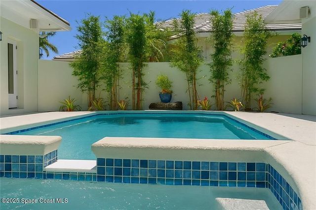 1167 Governors Way, Vero Beach, FL 32963