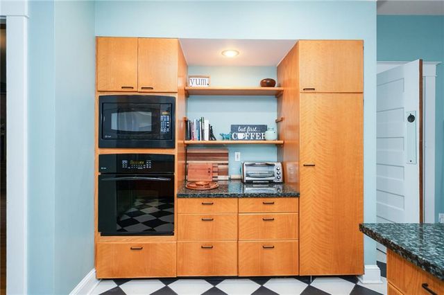 734 Indiana Street, Lawrence, KS 66044