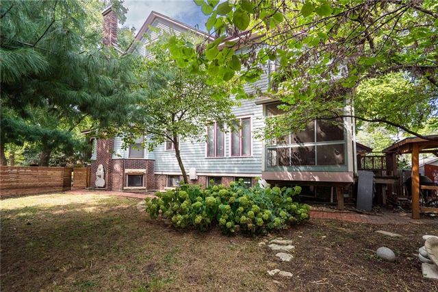 734 Indiana Street, Lawrence, KS 66044