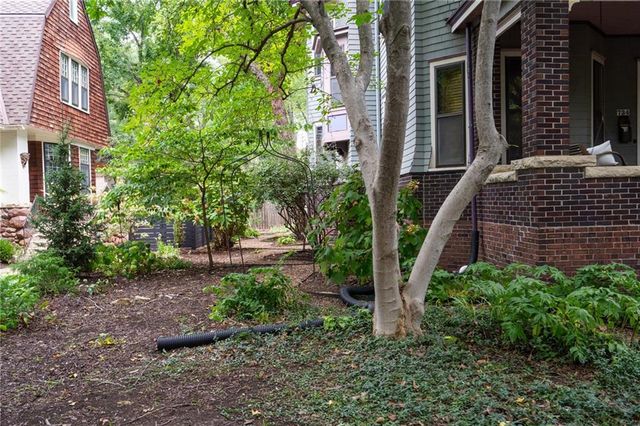 734 Indiana Street, Lawrence, KS 66044