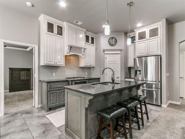 8012 NW 160th Street, Edmond, OK 73013