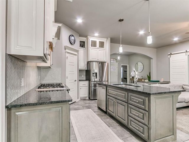 8012 NW 160th Street, Edmond, OK 73013