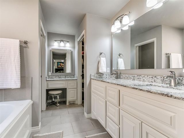 8012 NW 160th Street, Edmond, OK 73013