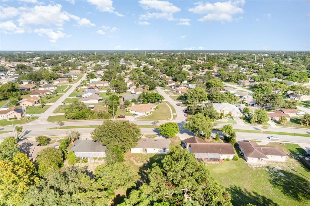 Image 25 of property listing at 1854 N NORMANDY BOULEVARD, Deltona, FL 32725