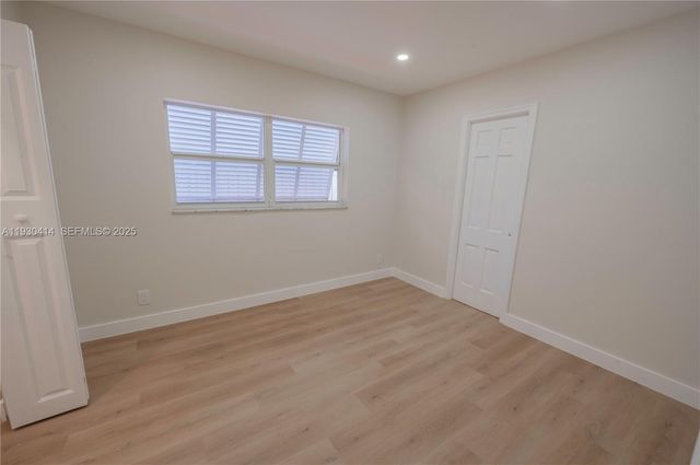 2101 NE 54th Ct, Fort Lauderdale, FL 33308