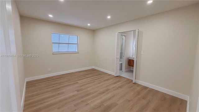 2101 NE 54th Ct, Fort Lauderdale, FL 33308