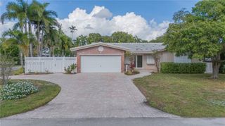 2101 NE 54th Ct, Fort Lauderdale, FL 33308
