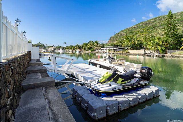 777 Kumukahi Place, Honolulu, HI 96825