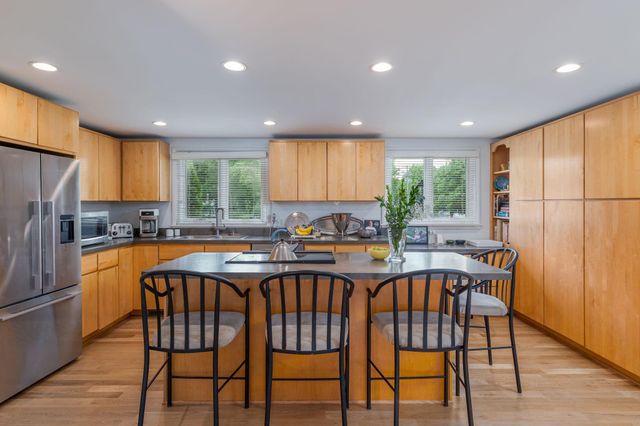 2191 Edgcumbe Road, Saint Paul, MN 55116