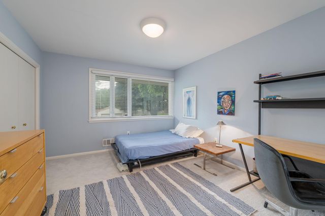 2191 Edgcumbe Road, Saint Paul, MN 55116