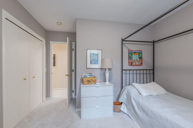 2191 Edgcumbe Road, Saint Paul, MN 55116