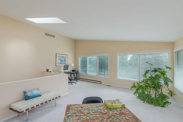 2191 Edgcumbe Road, Saint Paul, MN 55116