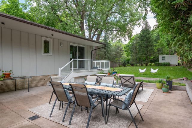 2191 Edgcumbe Road, Saint Paul, MN 55116